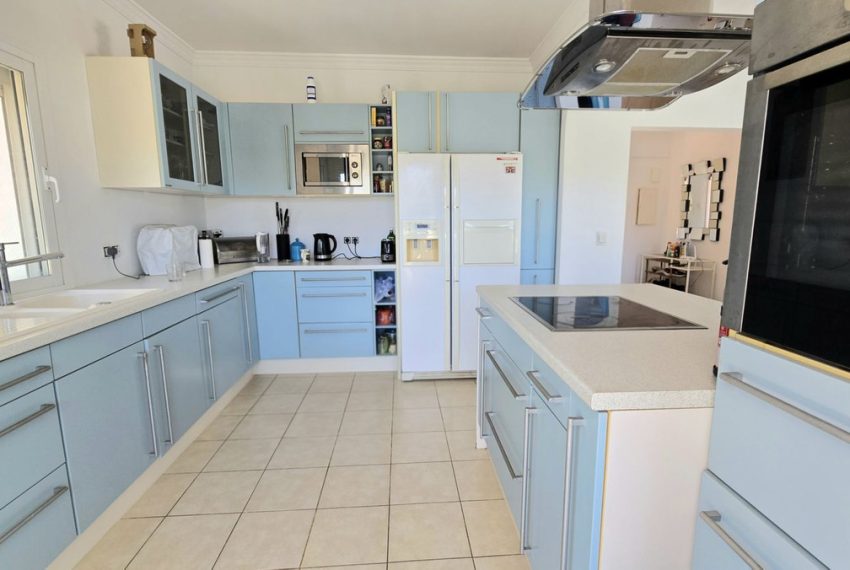 R5107366-Villa-For-Sale-Calahonda-Detached-4-Beds-310-Built-7