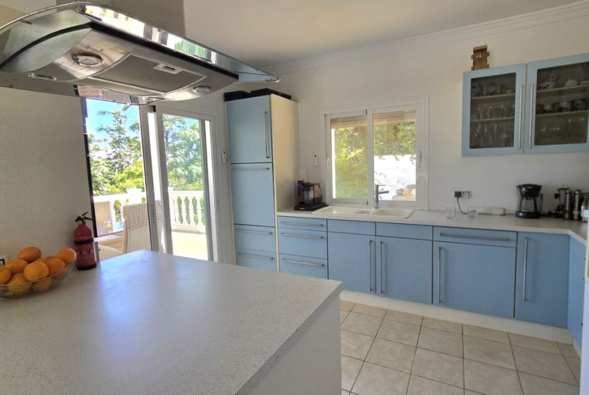 R5107366-Villa-For-Sale-Calahonda-Detached-4-Beds-310-Built-8