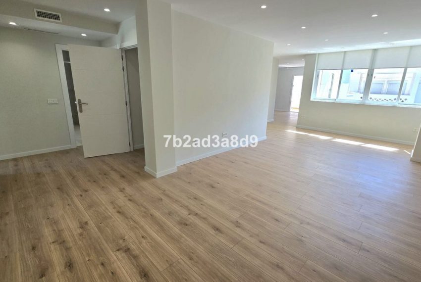 R5108839-Apartment-For-Sale-San-Pedro-de-Alcantara-Penthouse-4-Beds-230-Built-6