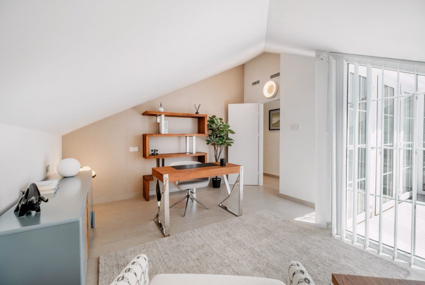 R5109646-Apartment-For-Sale-Nueva-Andalucia-Penthouse-Duplex-5-Beds-389-Built-14