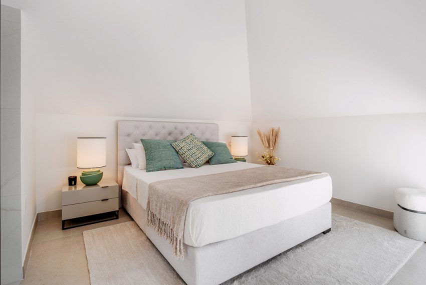 R5109646-Apartment-For-Sale-Nueva-Andalucia-Penthouse-Duplex-5-Beds-389-Built-18