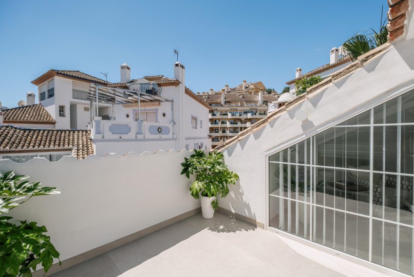 R5109646-Apartment-For-Sale-Nueva-Andalucia-Penthouse-Duplex-5-Beds-389-Built-19