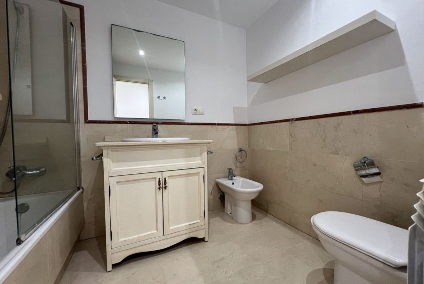 R5109889-Apartment-For-Sale-Nueva-Andalucia-Middle-Floor-2-Beds-118-Built-5
