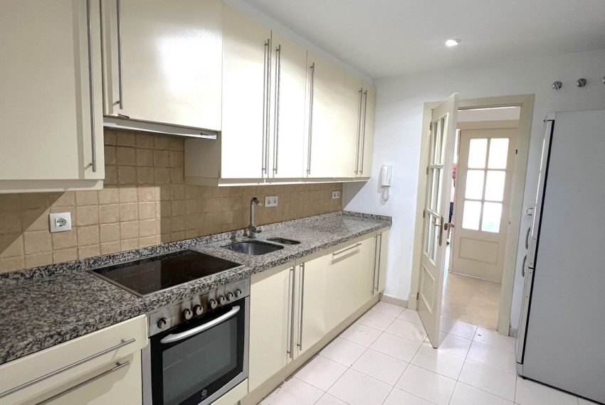 R5109889-Apartment-For-Sale-Nueva-Andalucia-Middle-Floor-2-Beds-118-Built-9