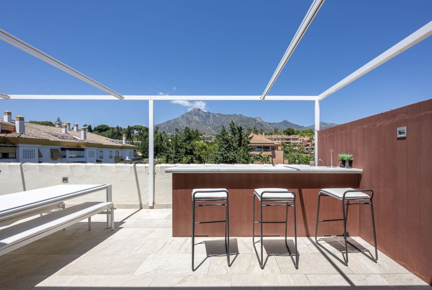 R5110753-Apartment-For-Sale-The-Golden-Mile-Penthouse-Duplex-4-Beds-307-Built-11
