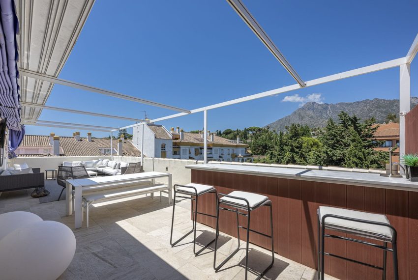 R5110753-Apartment-For-Sale-The-Golden-Mile-Penthouse-Duplex-4-Beds-307-Built-12