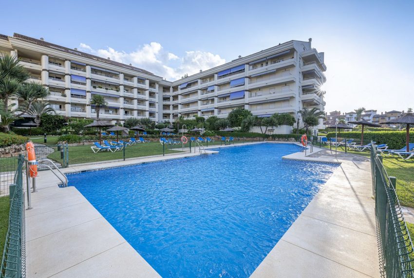 R5110753-Apartment-For-Sale-The-Golden-Mile-Penthouse-Duplex-4-Beds-307-Built