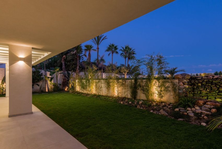 R5110816-Villa-For-Sale-La-Cala-de-Mijas-Detached-5-Beds-353-Built-13