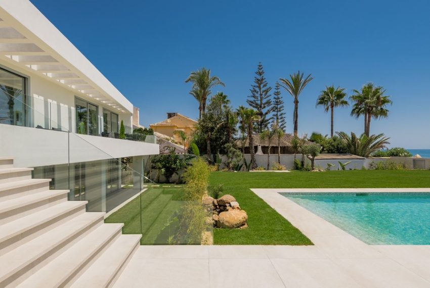 R5110816-Villa-For-Sale-La-Cala-de-Mijas-Detached-5-Beds-353-Built-2