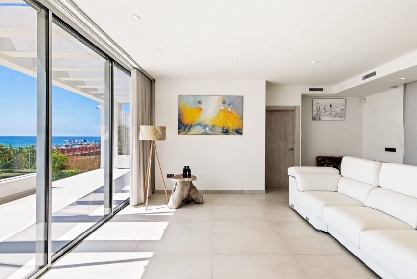 R5110816-Villa-For-Sale-La-Cala-de-Mijas-Detached-5-Beds-353-Built-3