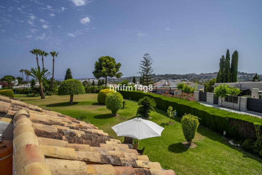 R5111875-Townhouse-For-Sale-Nueva-Andalucia-Terraced-3-Beds-160-Built-13