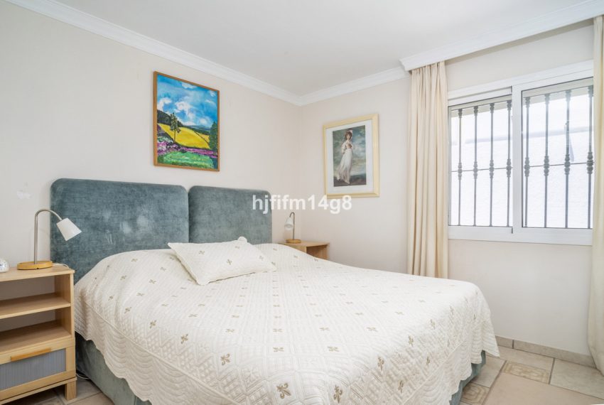 R5111875-Townhouse-For-Sale-Nueva-Andalucia-Terraced-3-Beds-160-Built-15