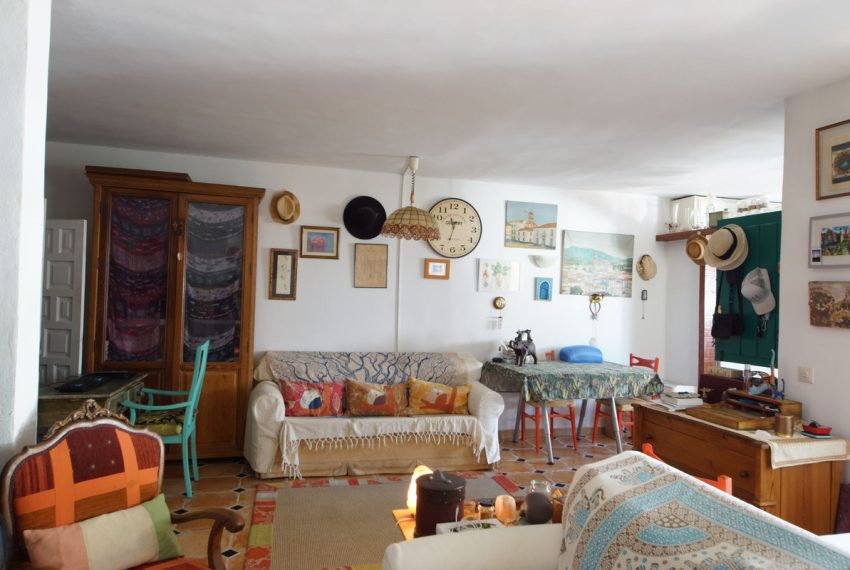 R5113708-Townhouse-For-Sale-Nueva-Andalucia-Terraced-2-Beds-93-Built-1