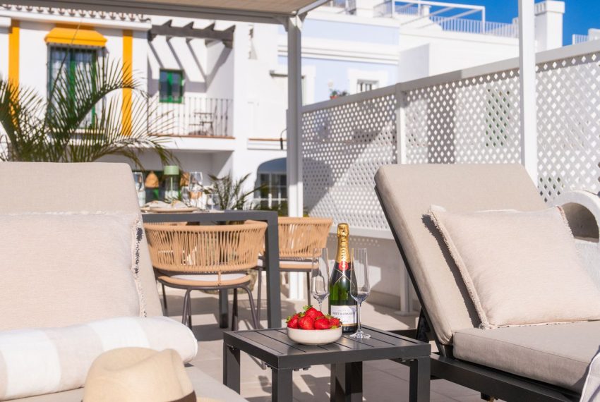 R5114287-Townhouse-For-Sale-Nueva-Andalucia-Terraced-2-Beds-120-Built-12