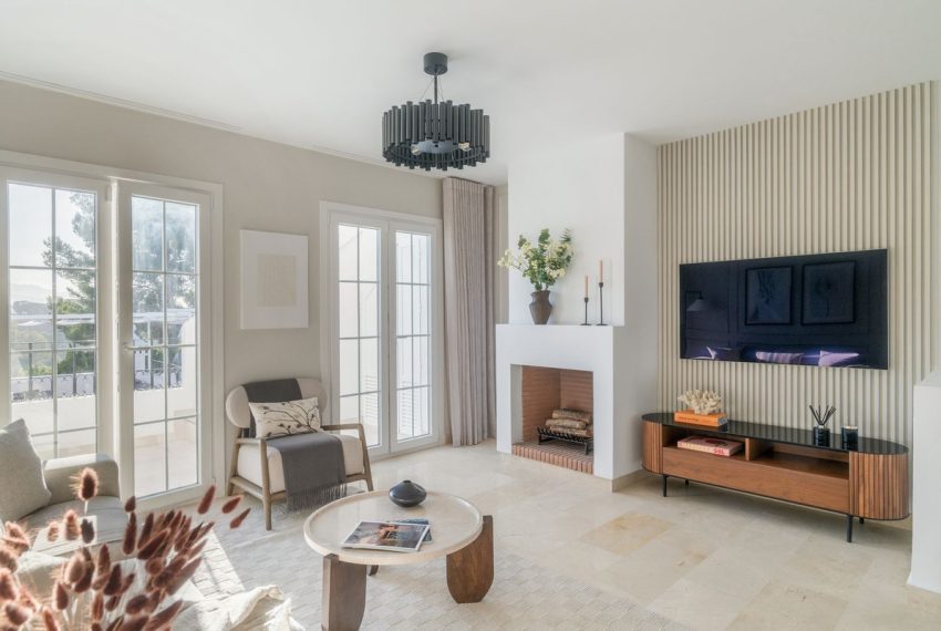 R5114287-Townhouse-For-Sale-Nueva-Andalucia-Terraced-2-Beds-120-Built-6