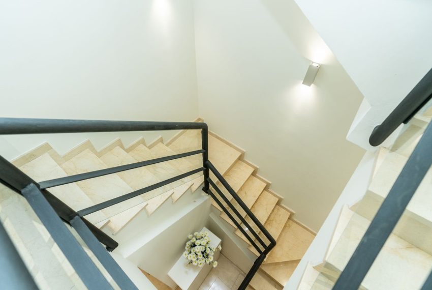 R5115499-Townhouse-For-Sale-San-Pedro-de-Alcantara-Terraced-5-Beds-261-Built-11
