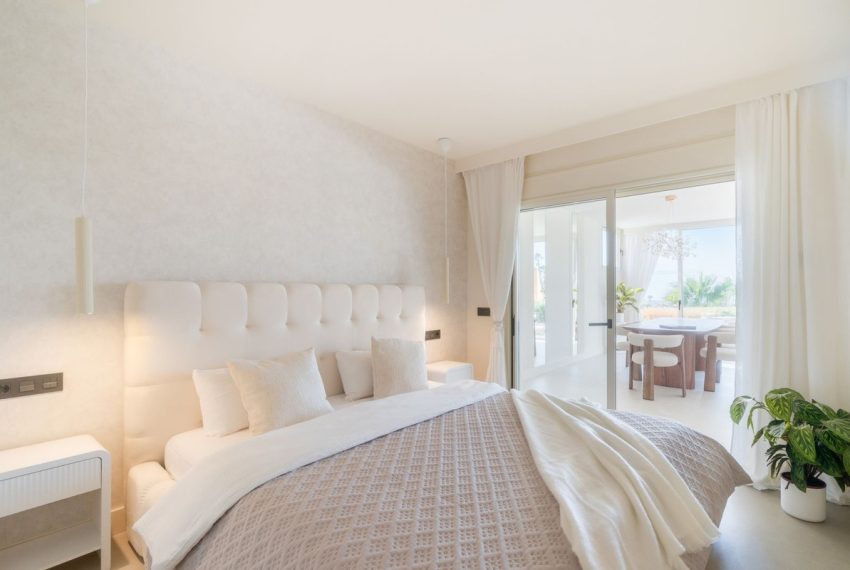 R5115613-Apartment-For-Sale-Nueva-Andalucia-Ground-Floor-3-Beds-170-Built-11