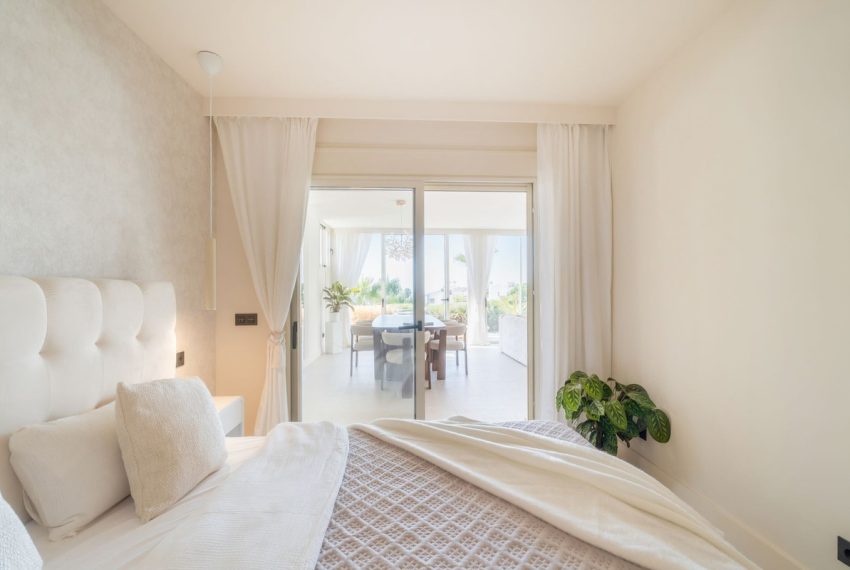 R5115613-Apartment-For-Sale-Nueva-Andalucia-Ground-Floor-3-Beds-170-Built-12