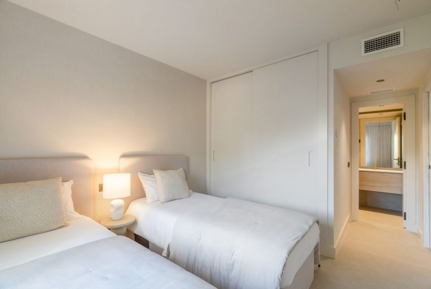 R5115613-Apartment-For-Sale-Nueva-Andalucia-Ground-Floor-3-Beds-170-Built-15