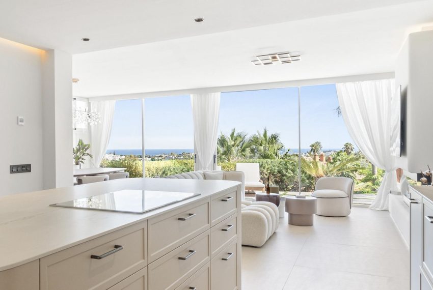 R5115613-Apartment-For-Sale-Nueva-Andalucia-Ground-Floor-3-Beds-170-Built