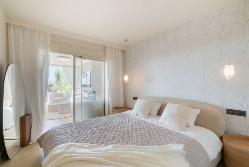 R5116174-Apartment-For-Sale-Nueva-Andalucia-Ground-Floor-3-Beds-175-Built-13