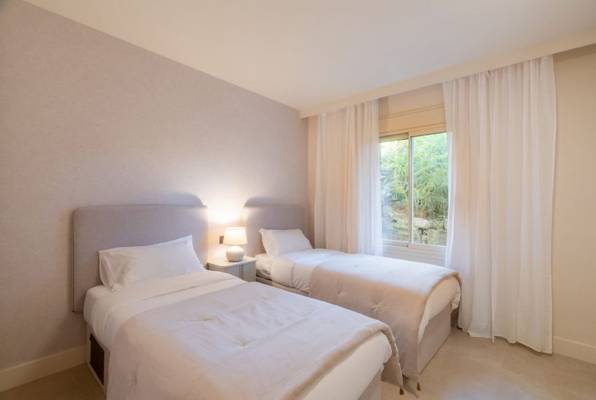 R5116174-Apartment-For-Sale-Nueva-Andalucia-Ground-Floor-3-Beds-175-Built-17