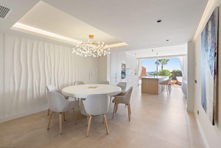R5116174-Apartment-For-Sale-Nueva-Andalucia-Ground-Floor-3-Beds-175-Built-4