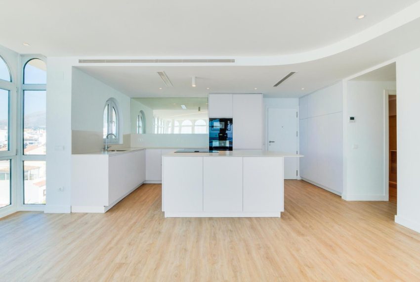 R5117215-Apartment-For-Sale-Estepona-Penthouse-3-Beds-123-Built-2