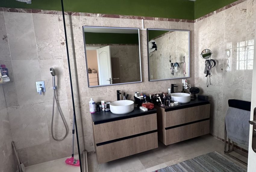 R5117947-Villa-For-Sale-Bel-Air-Detached-3-Beds-210-Built-6
