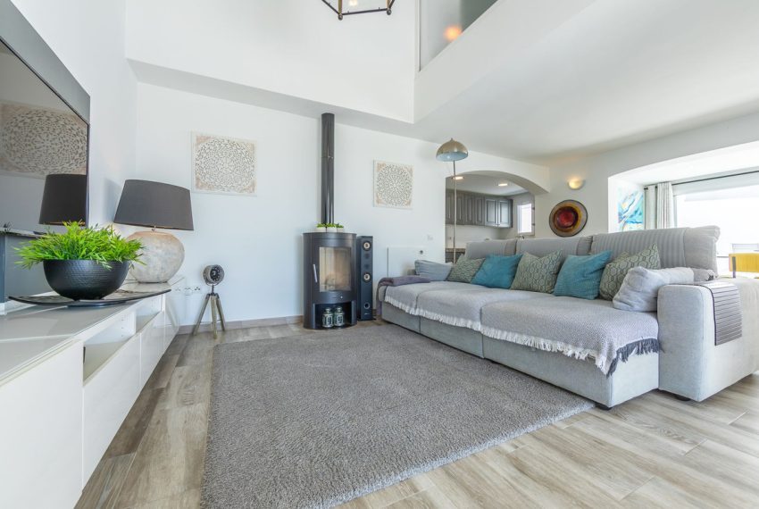 R5118034-Villa-For-Sale-Estepona-Detached-3-Beds-141-Built-15