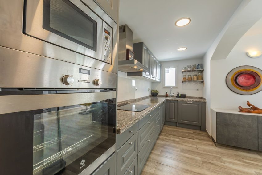 R5118034-Villa-For-Sale-Estepona-Detached-3-Beds-141-Built-16