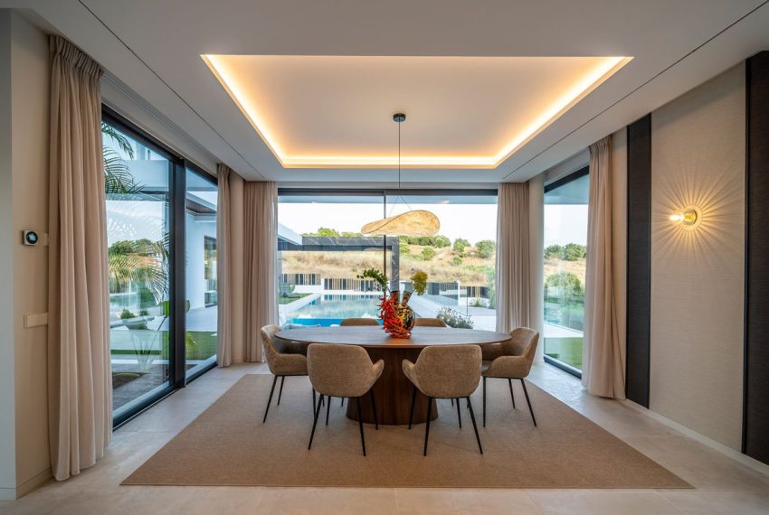 R5118037-Villa-For-Sale-El-Paraiso-Detached-6-Beds-1182-Built-7