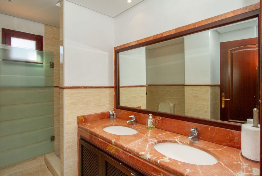 R5118145-Apartment-For-Sale-La-Mairena-Penthouse-4-Beds-219-Built-13