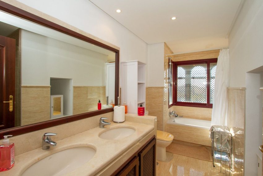 R5118145-Apartment-For-Sale-La-Mairena-Penthouse-4-Beds-219-Built-14