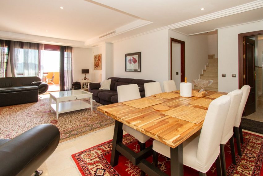 R5118145-Apartment-For-Sale-La-Mairena-Penthouse-4-Beds-219-Built-2