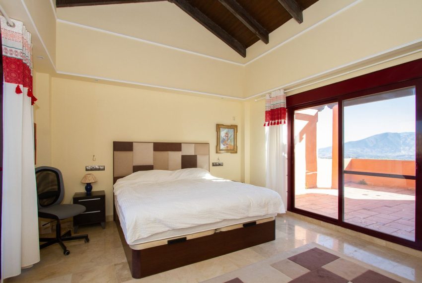 R5118145-Apartment-For-Sale-La-Mairena-Penthouse-4-Beds-219-Built-8