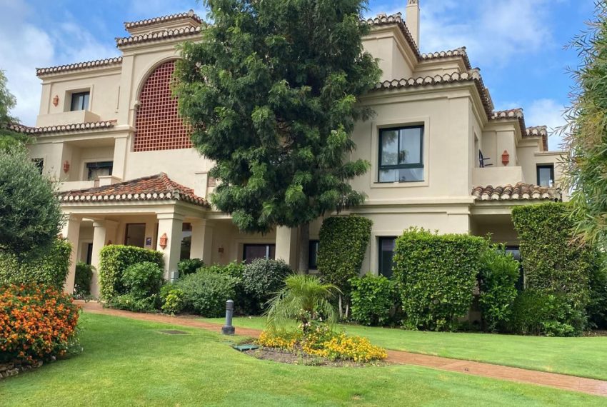 R5119615-Apartment-For-Sale-Benahavis-Ground-Floor-2-Beds-125-Built