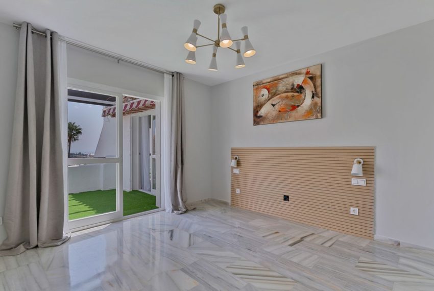 R5119675-Apartment-For-Sale-Bel-Air-Penthouse-3-Beds-153-Built-13