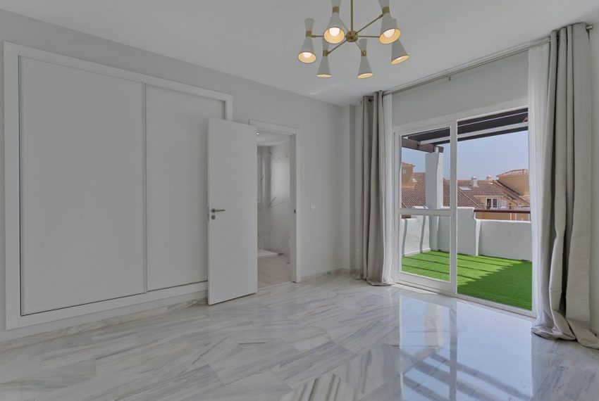 R5119675-Apartment-For-Sale-Bel-Air-Penthouse-3-Beds-153-Built-14