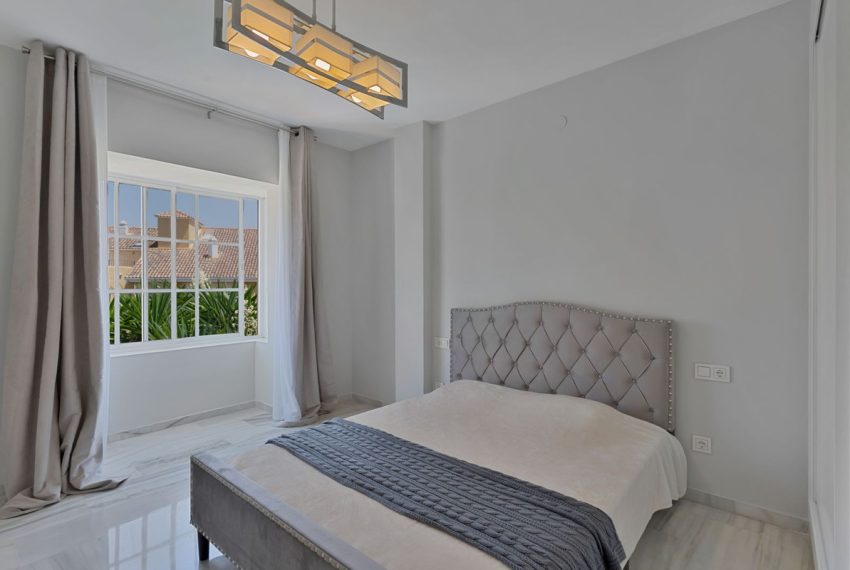 R5119675-Apartment-For-Sale-Bel-Air-Penthouse-3-Beds-153-Built-5