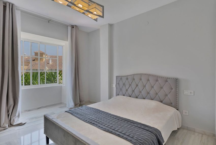 R5119675-Apartment-For-Sale-Bel-Air-Penthouse-3-Beds-153-Built-9