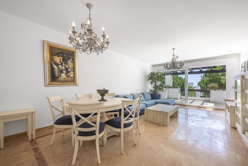 R5119780-Apartment-For-Sale-Rio-Real-Penthouse-2-Beds-90-Built-1