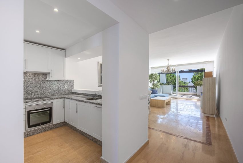 R5119780-Apartment-For-Sale-Rio-Real-Penthouse-2-Beds-90-Built-10