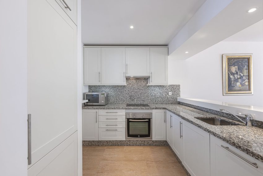 R5119780-Apartment-For-Sale-Rio-Real-Penthouse-2-Beds-90-Built-12