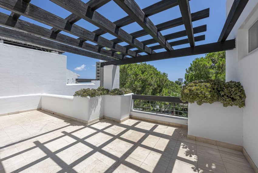 R5119780-Apartment-For-Sale-Rio-Real-Penthouse-2-Beds-90-Built-4