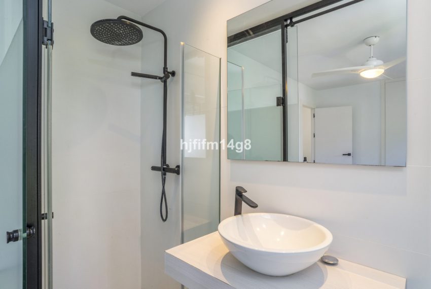 R5120017-Townhouse-For-Sale-Nueva-Andalucia-Terraced-2-Beds-89-Built-11