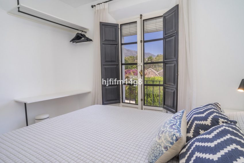 R5120017-Townhouse-For-Sale-Nueva-Andalucia-Terraced-2-Beds-89-Built-14