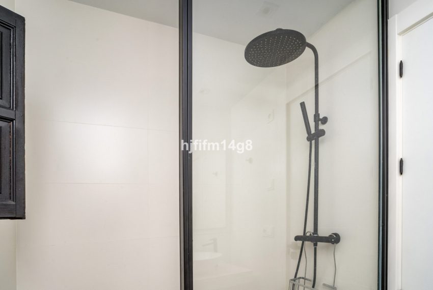 R5120017-Townhouse-For-Sale-Nueva-Andalucia-Terraced-2-Beds-89-Built-16