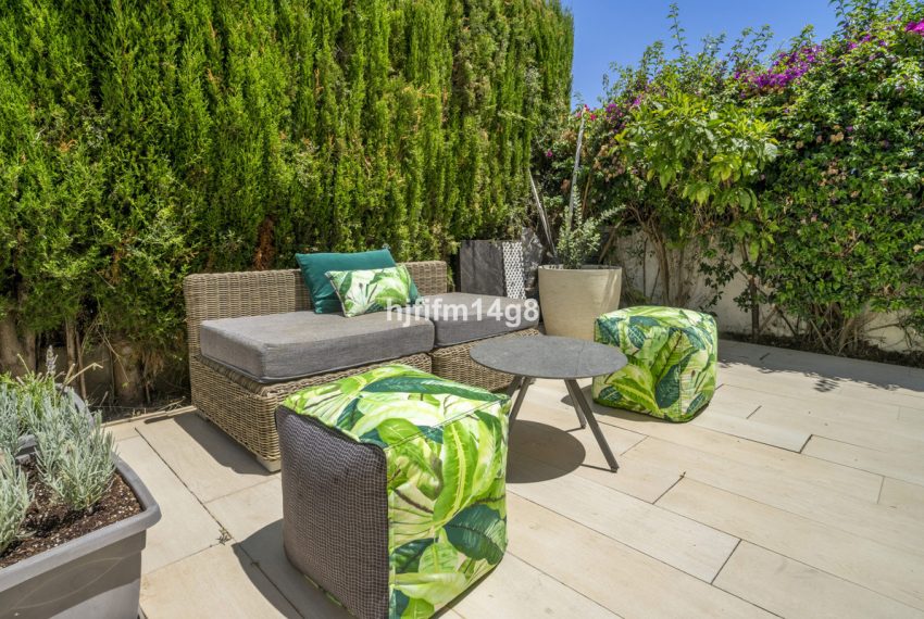 R5120017-Townhouse-For-Sale-Nueva-Andalucia-Terraced-2-Beds-89-Built-19