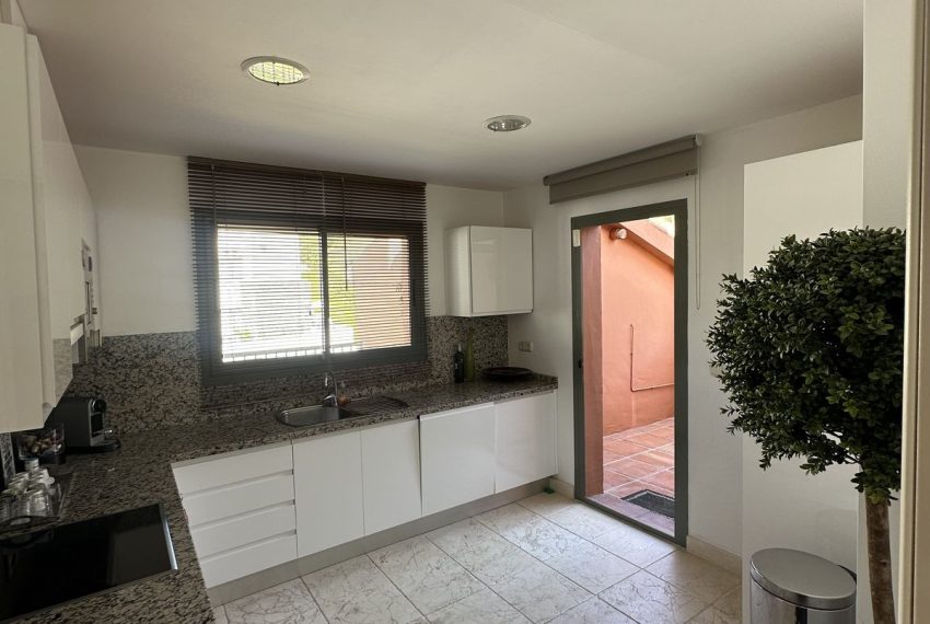 R5120707-Apartment-For-Sale-Benahavis-Penthouse-3-Beds-156-Built-13